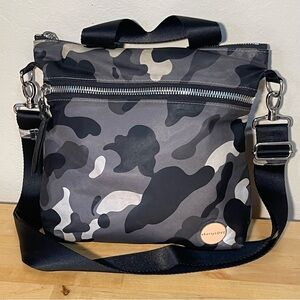 shortyLOVE Amuse camo medium tote bag